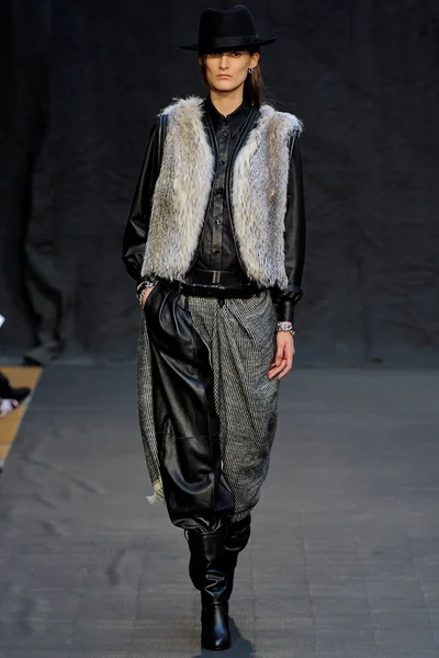 Look 6